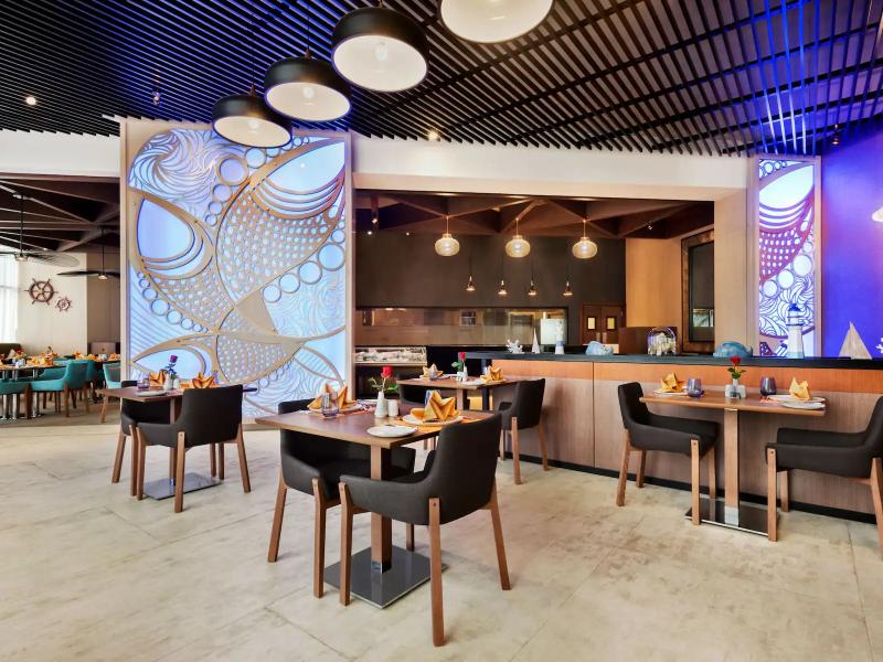 Wyndham Garden Ajman Corniche