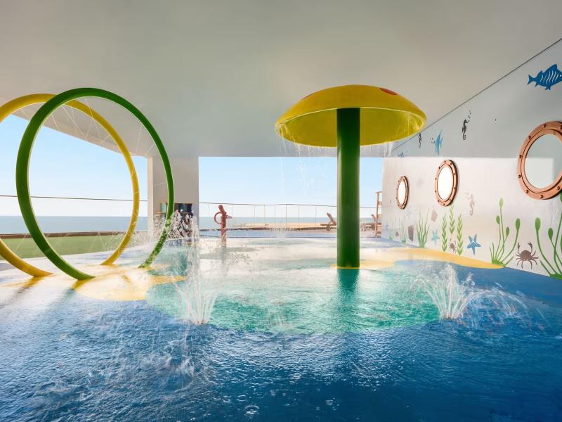 Wyndham Garden Ajman Corniche