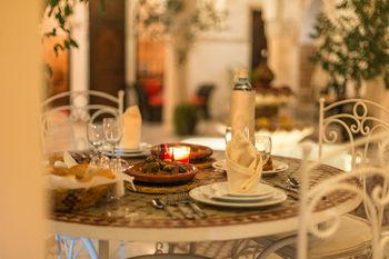 Riad Nasreen