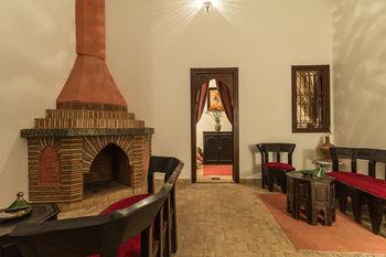 Riad Nasreen