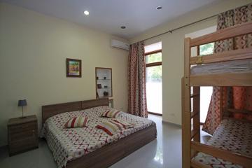 Отель Yerevan Hostel Армения, Ереван, фото 24