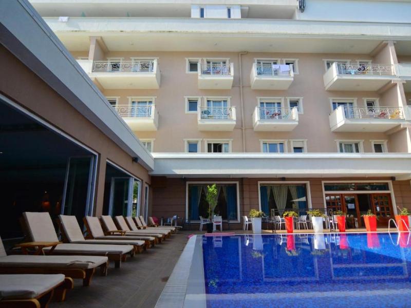 Sandy Beach Resort