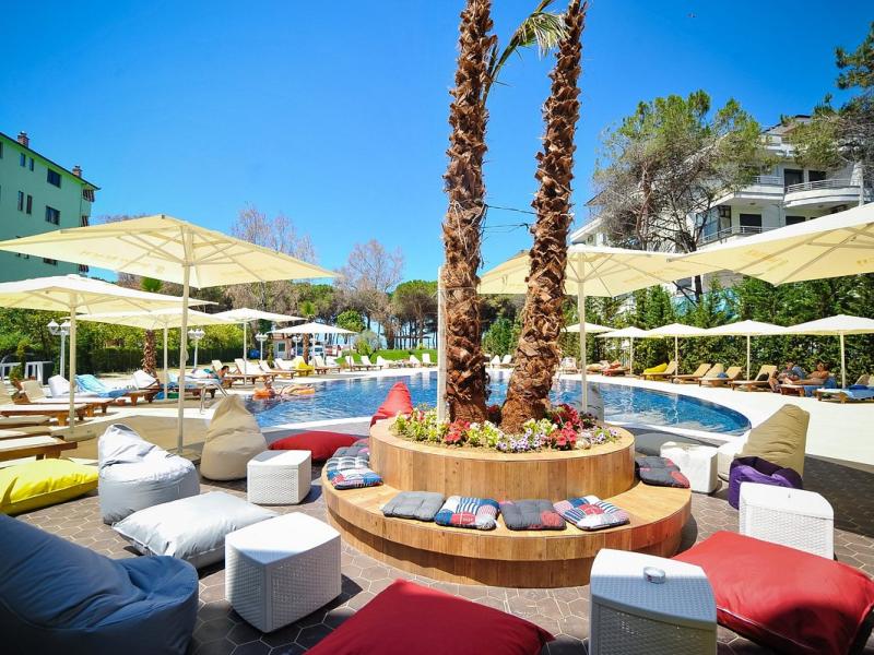Sandy Beach Resort