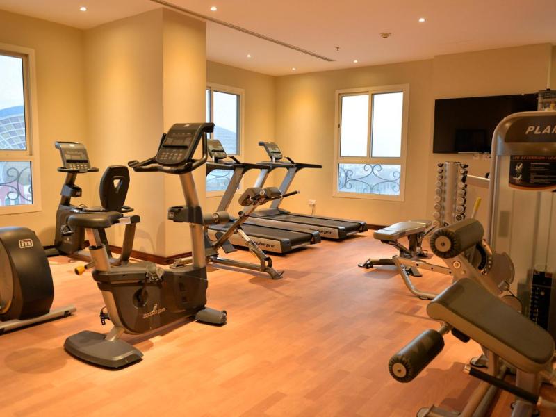 Strato Hotel By Warwick