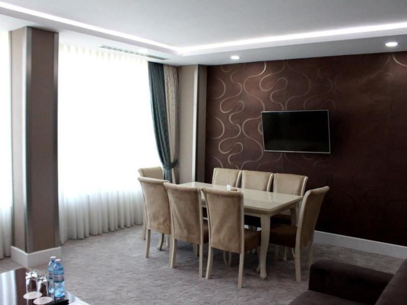 Sumgayit Plaza Hotel