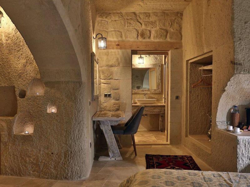 Nox Cave Hotel