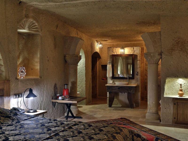 Nox Cave Hotel