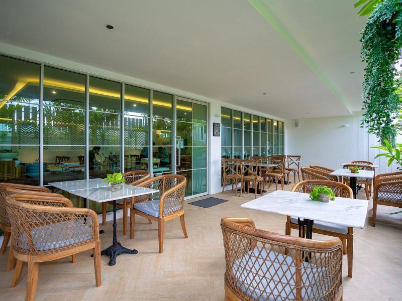 Costa Village Bangsaray