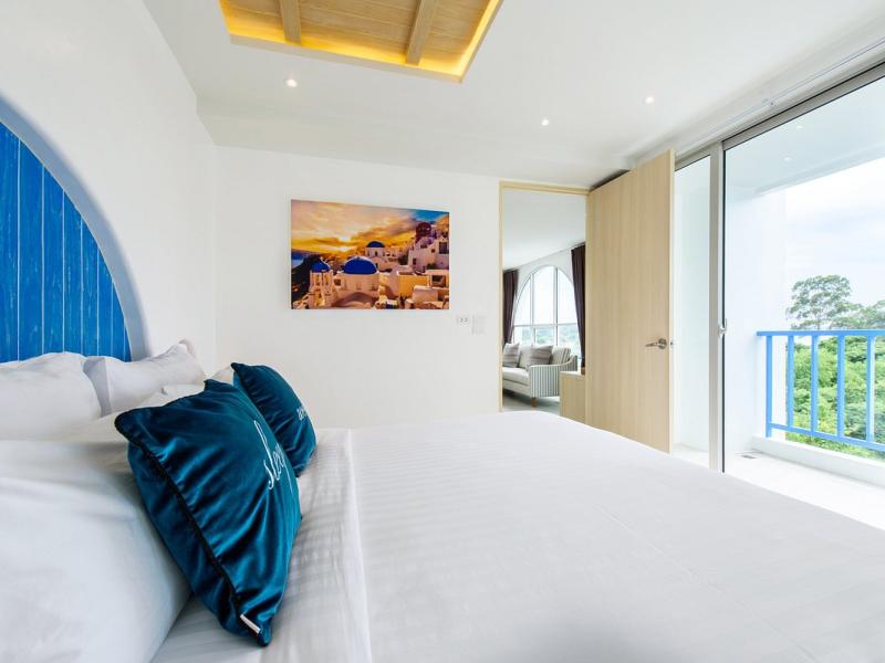 Costa Village Bangsaray