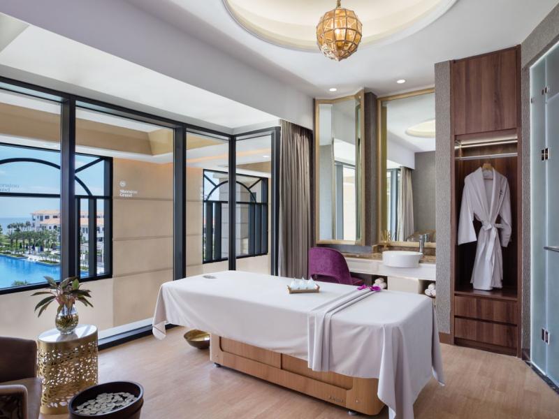 Sheraton Grand Danang Resort