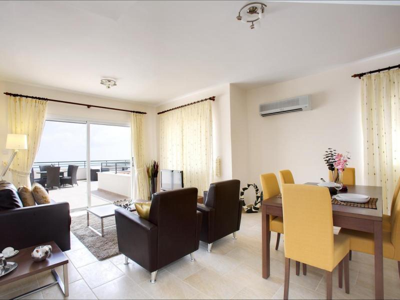 Club Coral View Resort