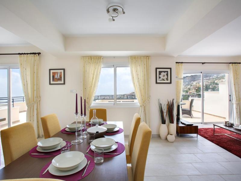 Club Coral View Resort
