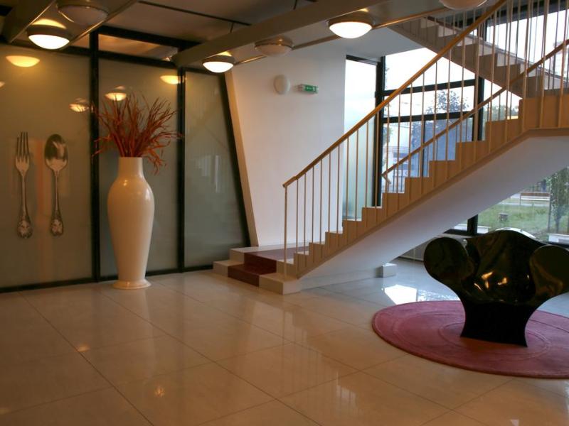 Golden Residence Expo