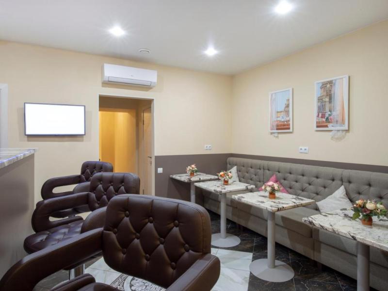 Гранд Марк Академиа