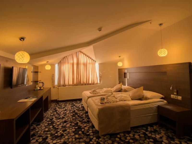 Sandikli Thermal Park Resort Spa & Convention Center
