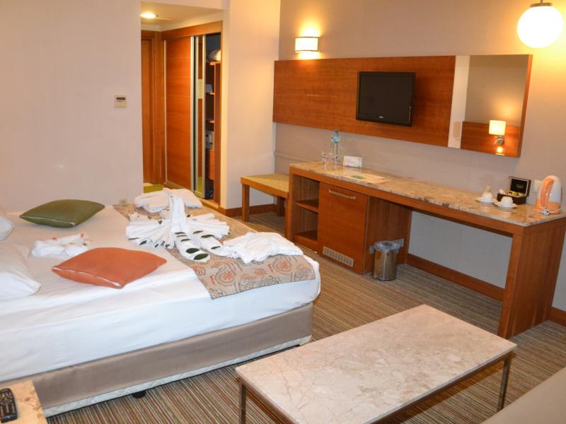 Sandikli Thermal Park Resort Spa & Convention Center