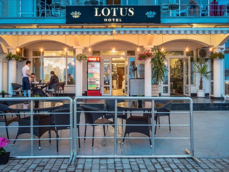 Lotus Hotel