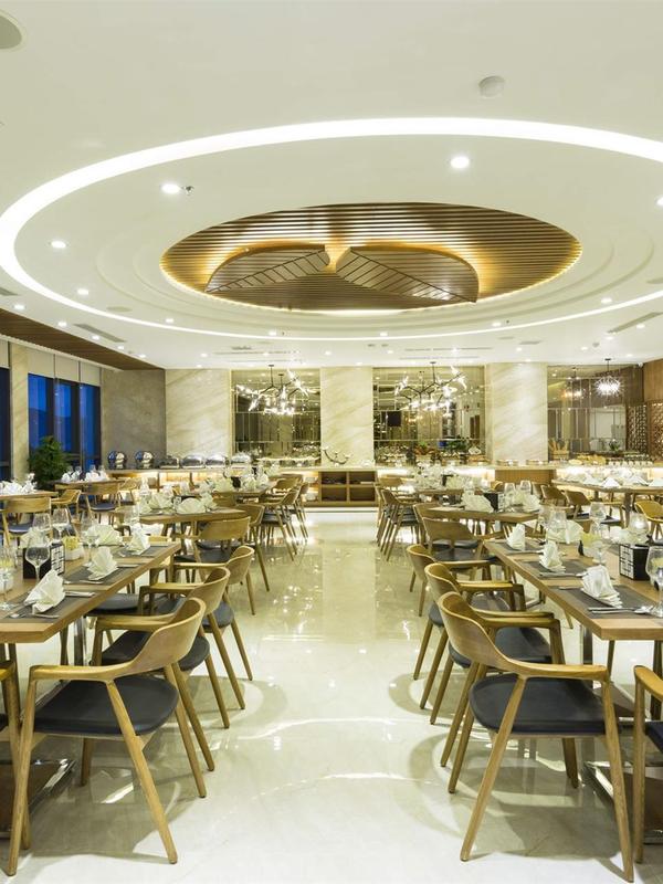 Pavilion Hotel