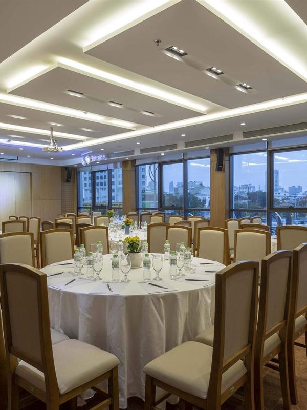 Pavilion Hotel