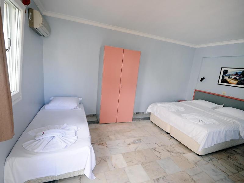 Hanedan Beach Hotel (Foca)