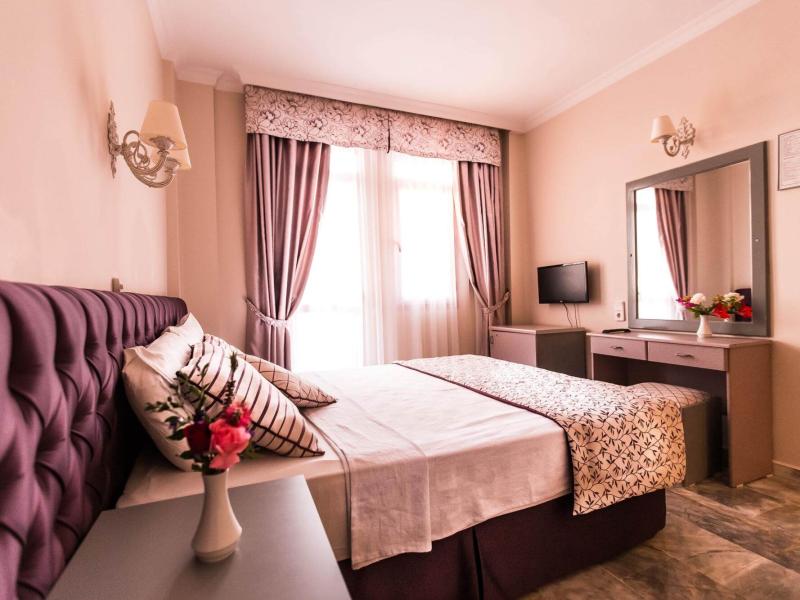 Hanedan Beach Hotel (Foca)