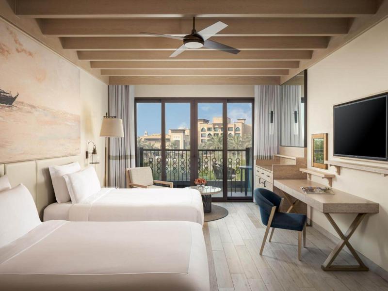 Saadiyat Rotana Resort & Villas