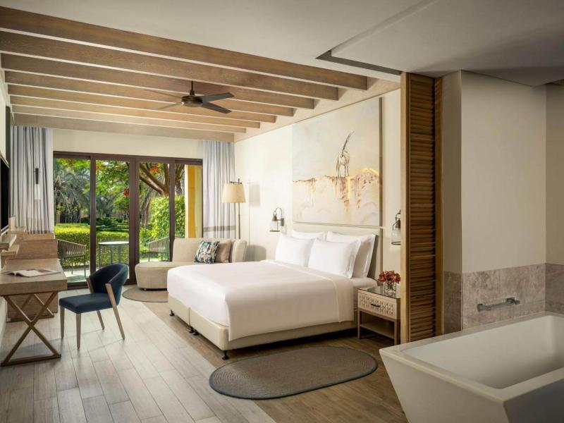 Saadiyat Rotana Resort & Villas