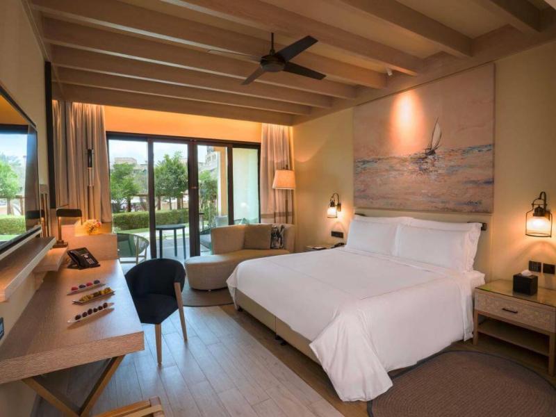 Saadiyat Rotana Resort & Villas