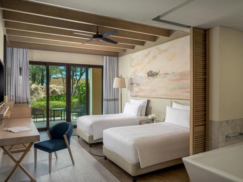 Saadiyat Rotana Resort & Villas