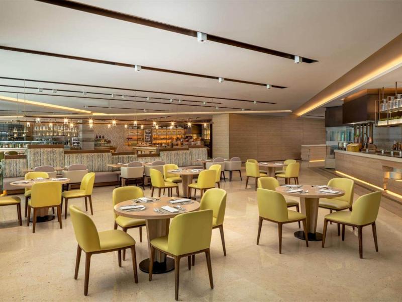 Saadiyat Rotana Resort & Villas