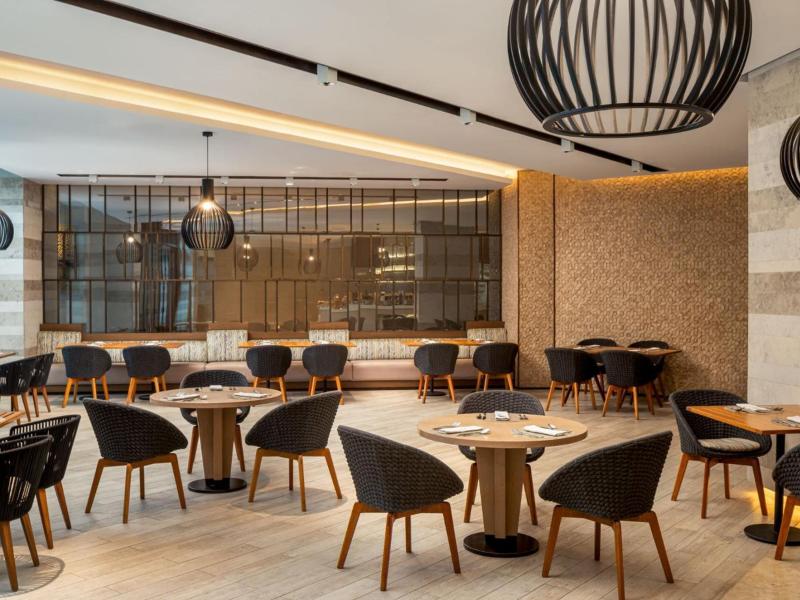 Saadiyat Rotana Resort & Villas