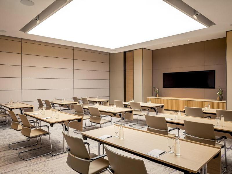 Saadiyat Rotana Resort & Villas