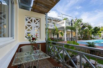 Blue Paradise Resort