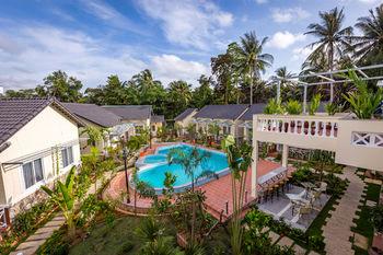 Blue Paradise Resort
