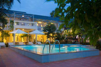 Blue Paradise Resort