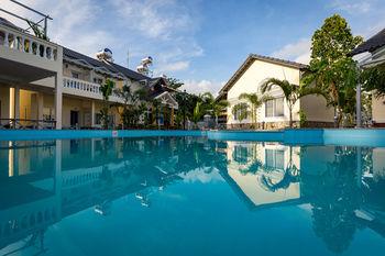 Blue Paradise Resort