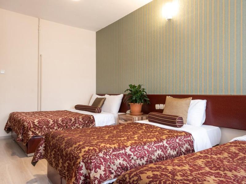 Dinar Hotel