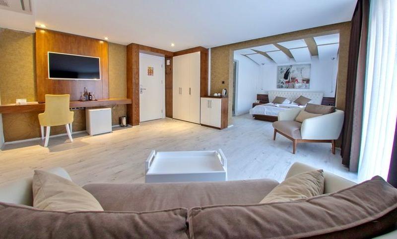 Rhapsody Boutique Hotel