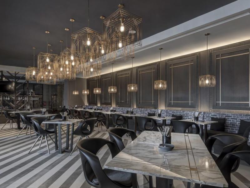 Al Bandar Arjaan by Rotana-Creek