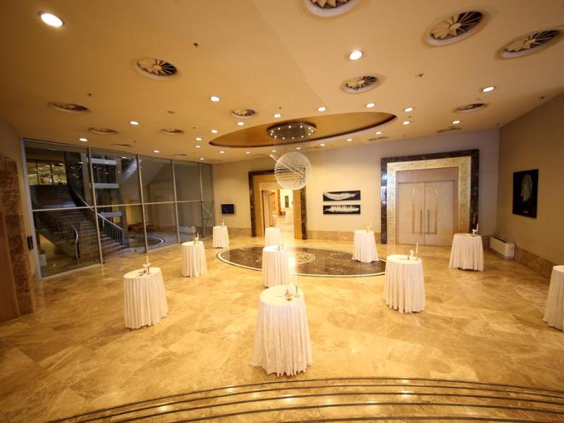 Dedeman Konya Hotel & Convention Center