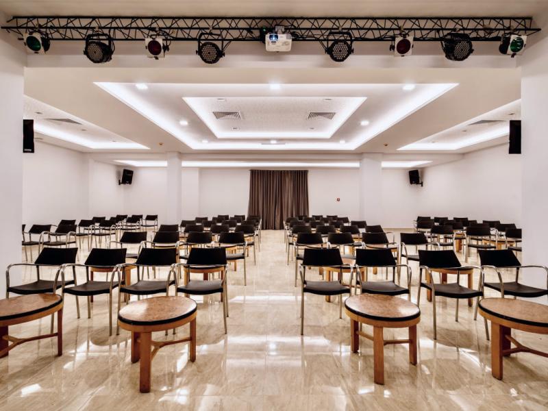 Club Novostar Dar Khayam