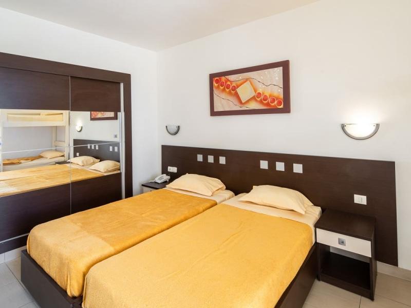 Club Novostar Dar Khayam