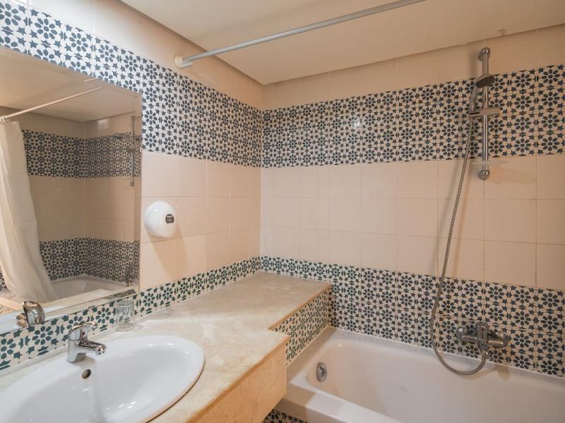 Club Novostar Dar Khayam