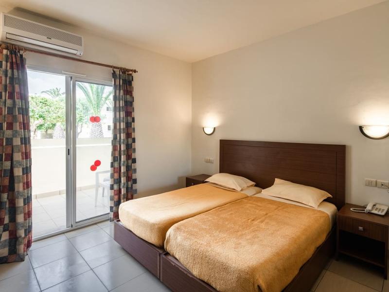 Club Novostar Dar Khayam