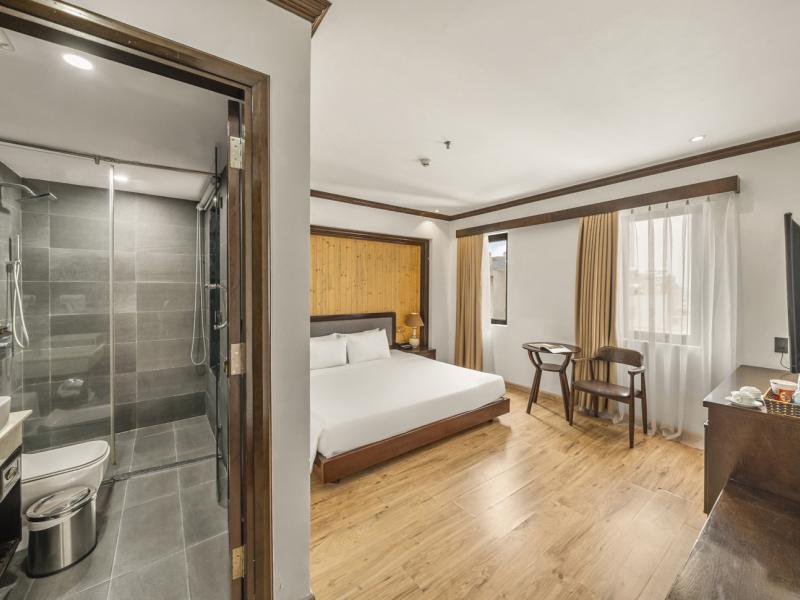 Palazzo Luxury Hotel