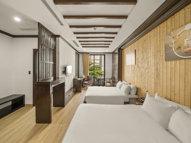 Palazzo Luxury Hotel