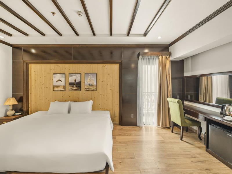 Palazzo Luxury Hotel