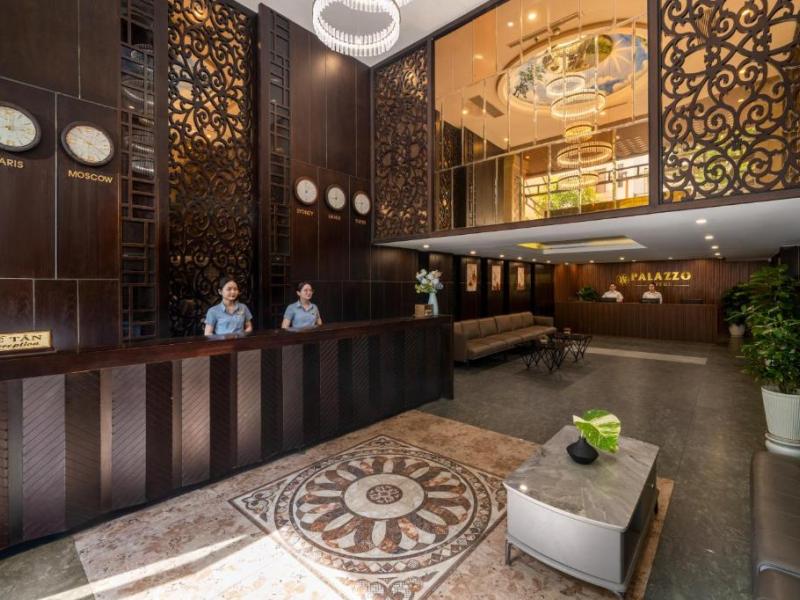 Palazzo Luxury Hotel