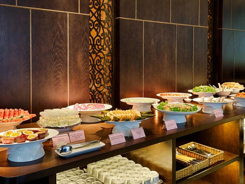 Palazzo Luxury Hotel