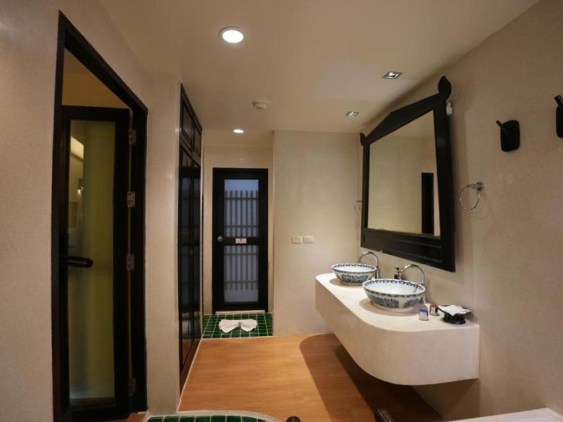 Dara Samui Beach Resort & Spa Villa
